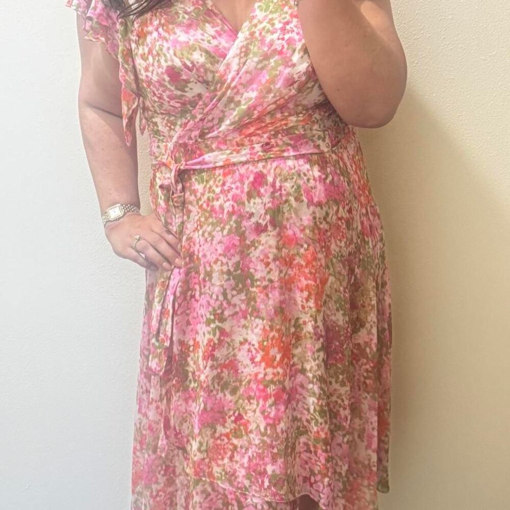 DKNY floral wrap-style midi dress in women’s size 14.